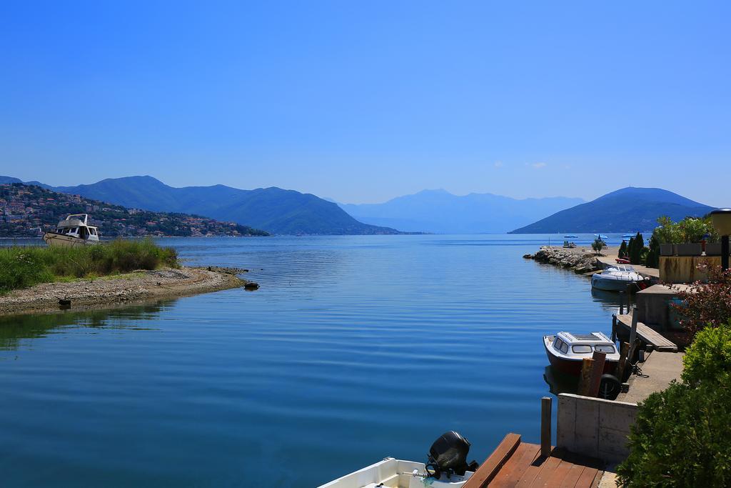 Apartments Riverside Herceg Novi Exterior photo