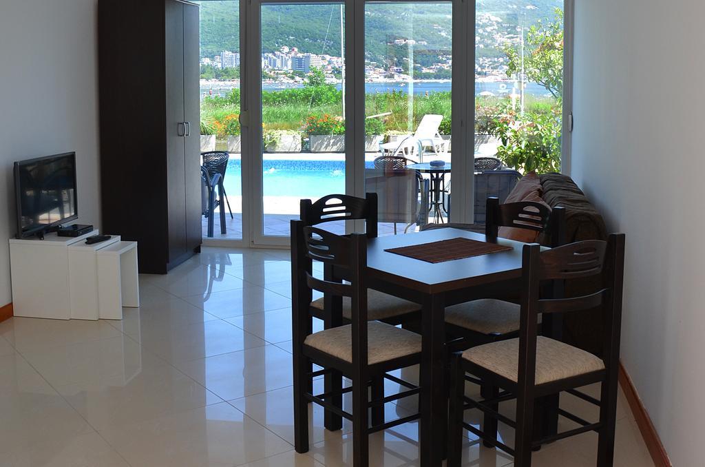 Apartments Riverside Herceg Novi Room photo