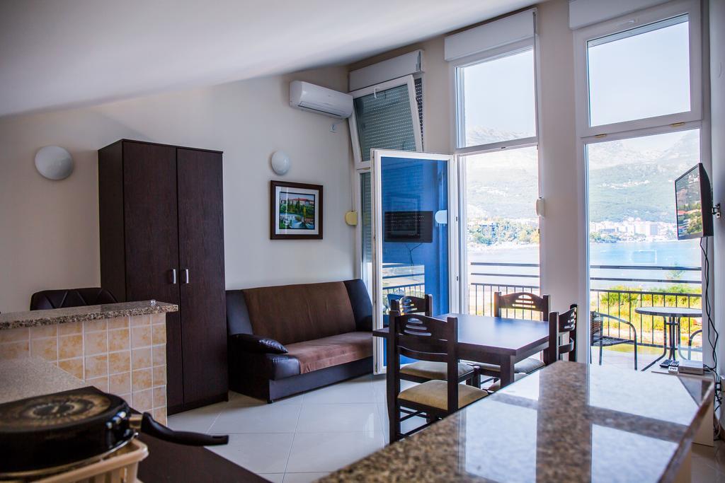 Apartments Riverside Herceg Novi Exterior photo