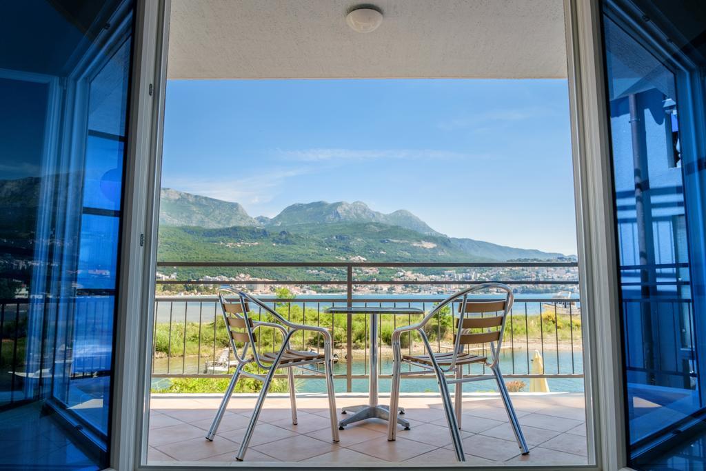 Apartments Riverside Herceg Novi Exterior photo