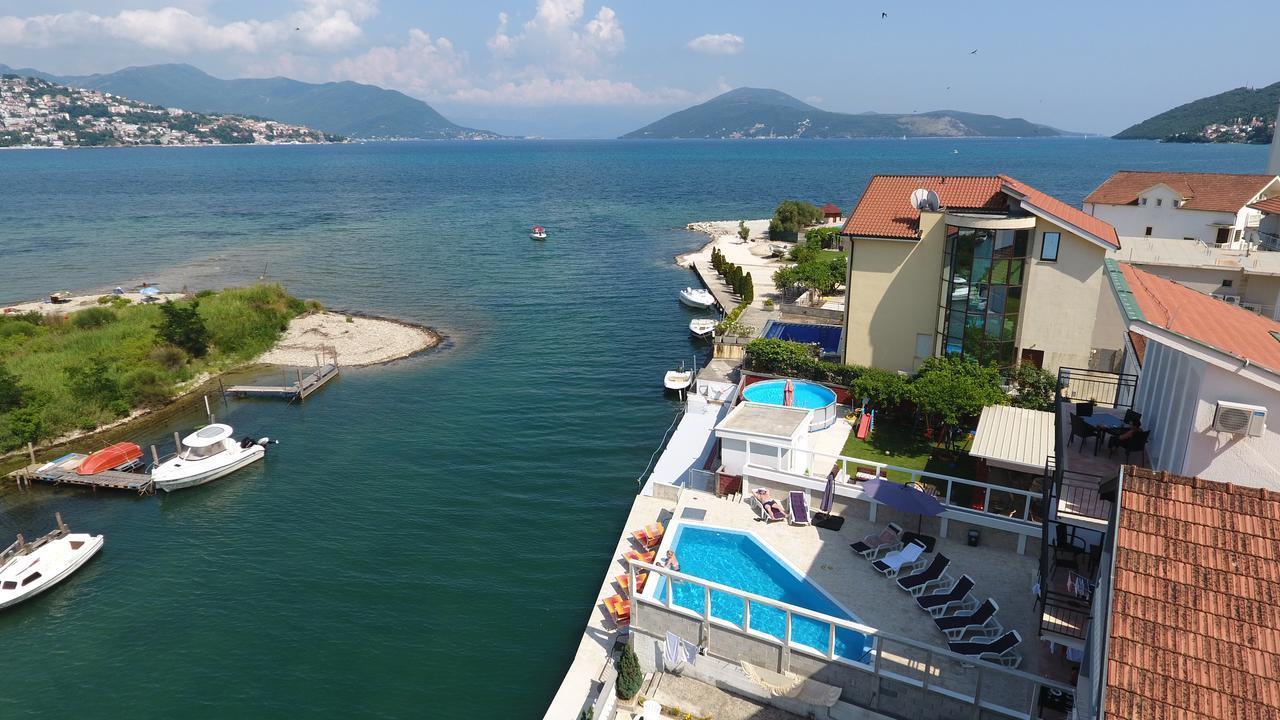 Apartments Riverside Herceg Novi Exterior photo